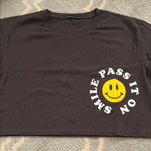 Pass It On Smiley Graphic Crop Tee - Black